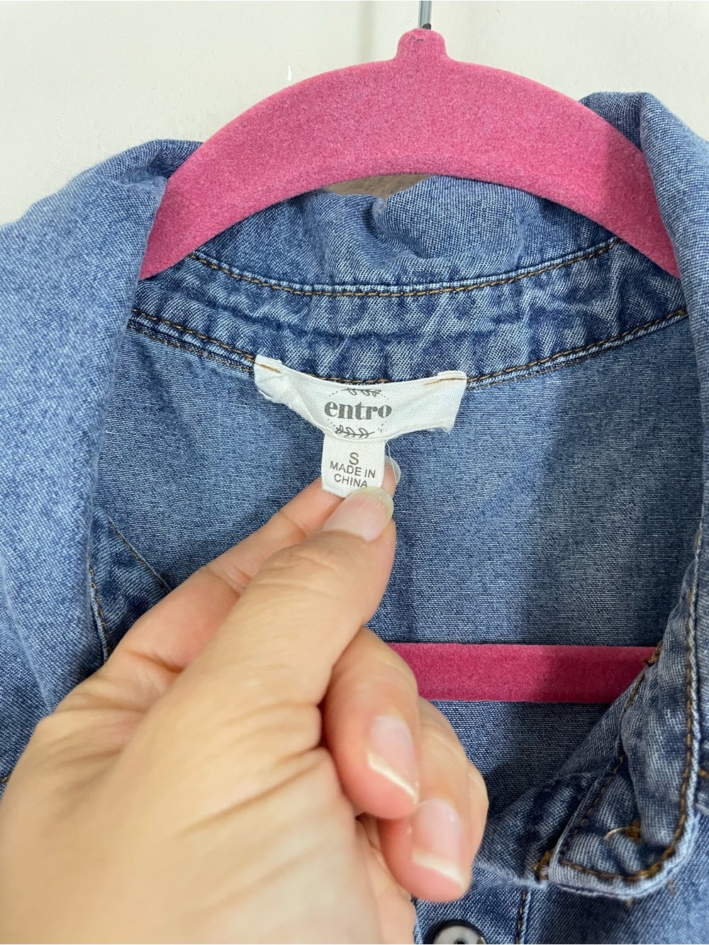 Entro Denim Puff Sleeve Popover Collared Top Size Small - Picture 2 of 5